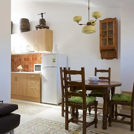 Edificio De L'escoleta Apartment Falset